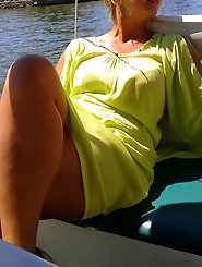 Old female enjoys a tasty boner very much