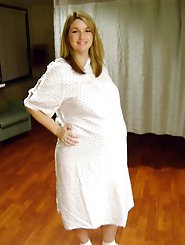 Mature cougars are giving blowjob