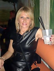 Superb aged mom having sex