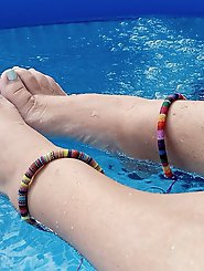 Beautifully moistened feet and toes